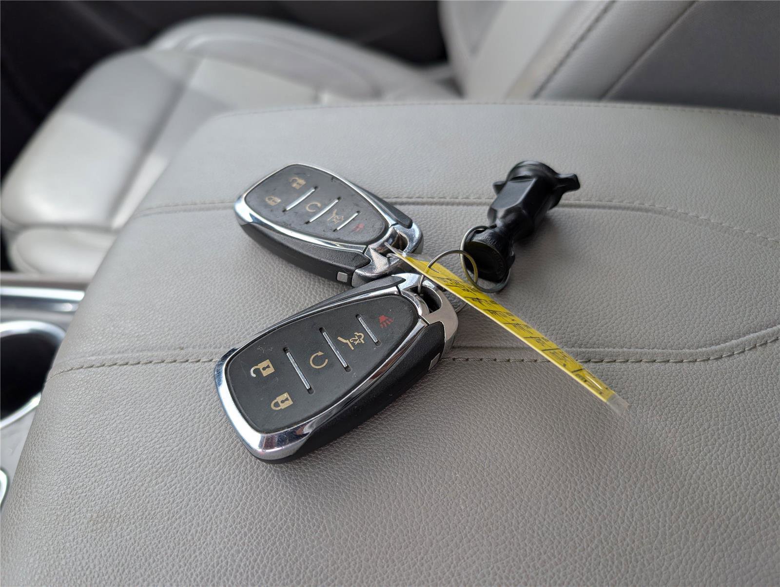 Used 2018 Chevrolet Traverse LT w/ LPO, Cargo Package image 19