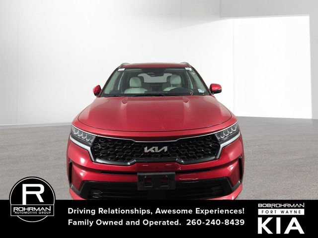 Certified 2023 Kia Sorento EX image 3
