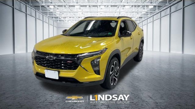 Used 2024 Chevrolet Trax RS w/ Sunroof Package image 5