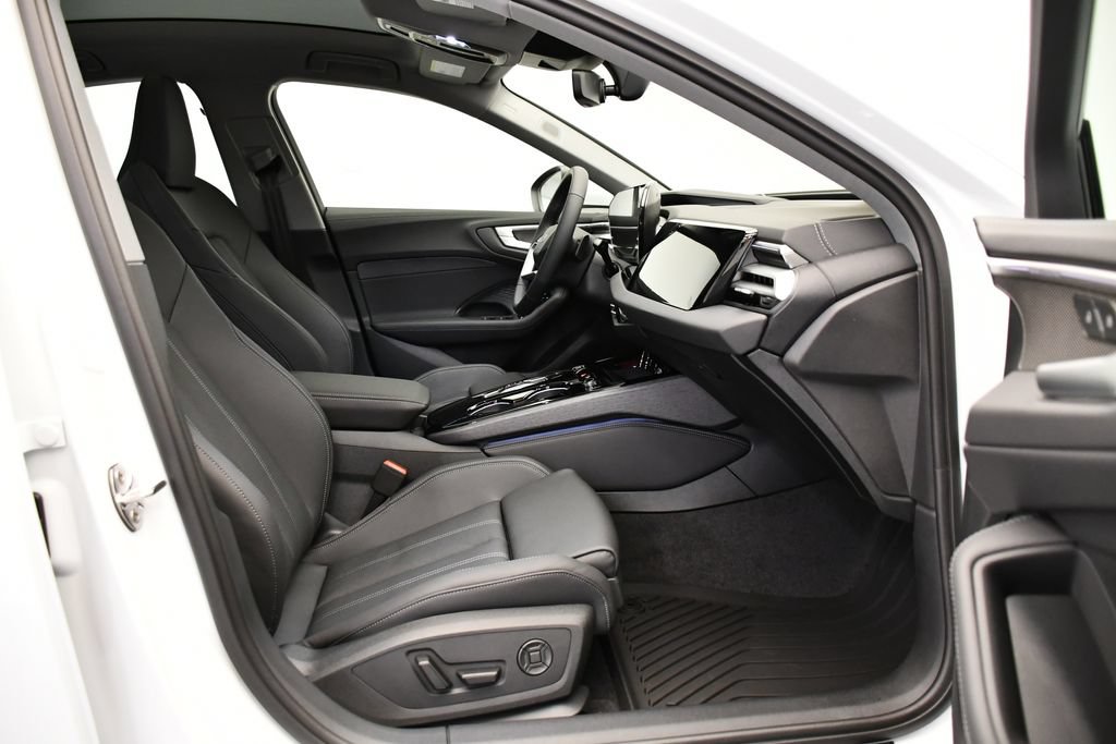Used 2025 Audi A5 2.0T Premium Plus w/ Premium Plus AWD/4WD image 47