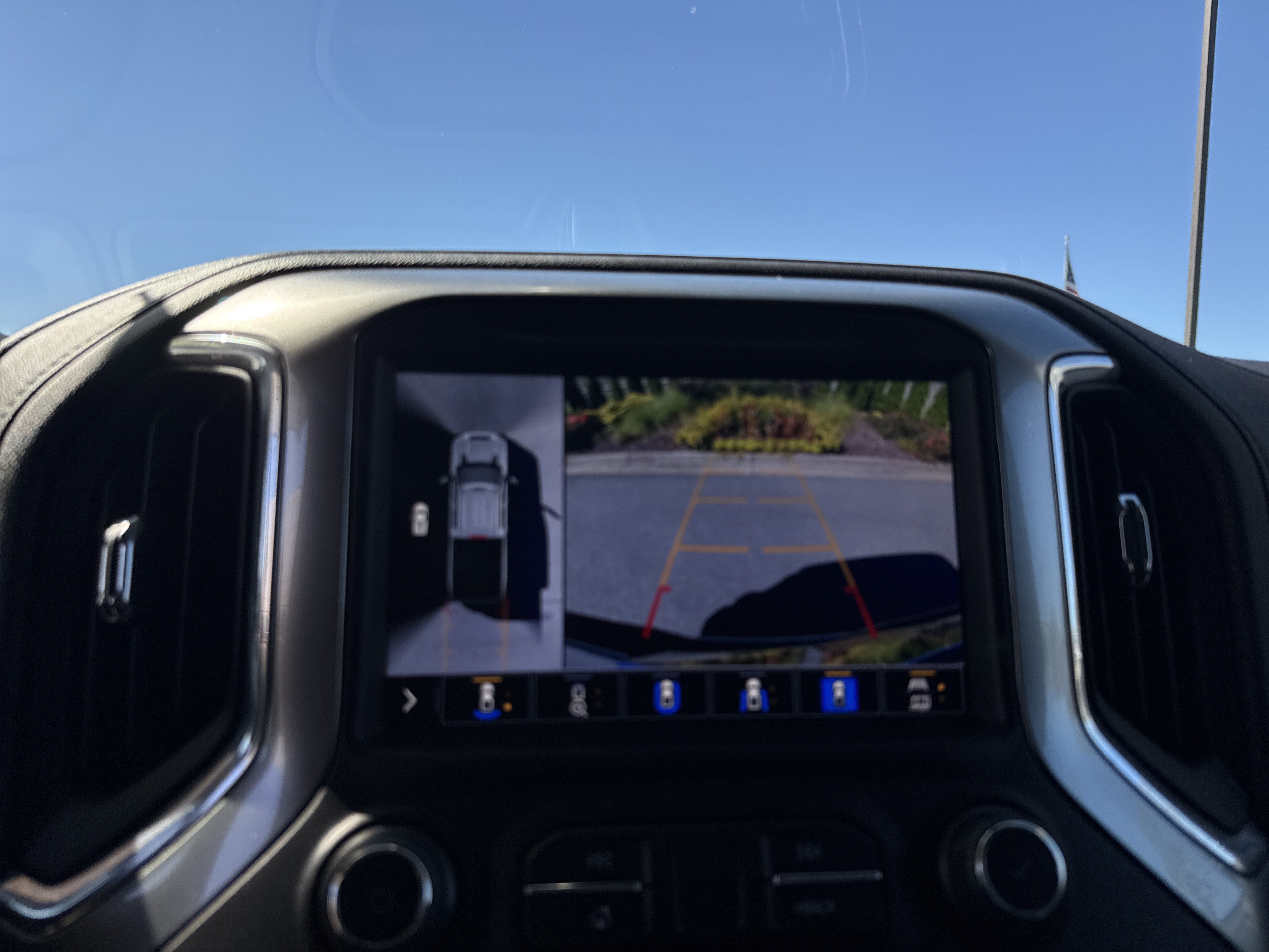 Used 2023 Chevrolet Silverado 2500 LTZ AWD/4WD image 27