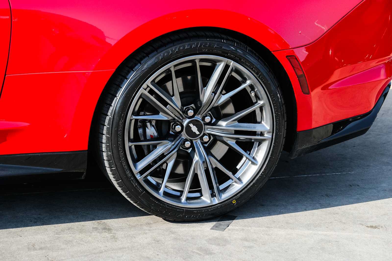 Used 2019 Chevrolet Camaro ZL1 RWD image 24