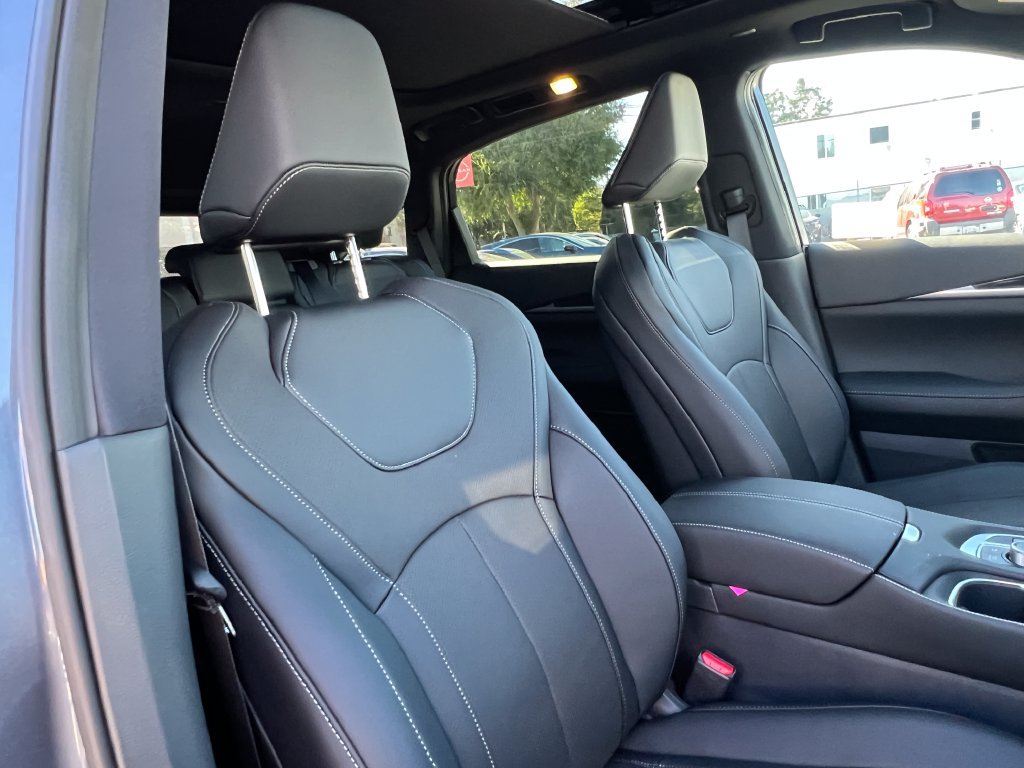 New 2027 INFINITI QX65 Sport w/ Premium Package AWD/4WD image 16