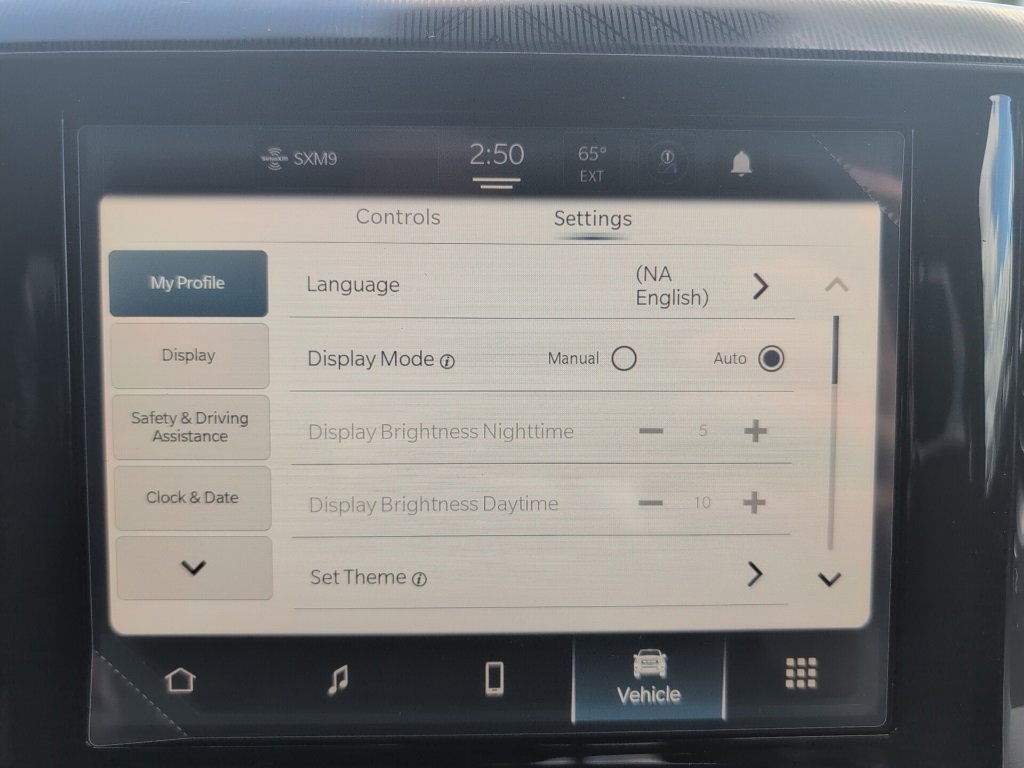 New 2025 RAM 1500 4x4 Crew Cab image 38