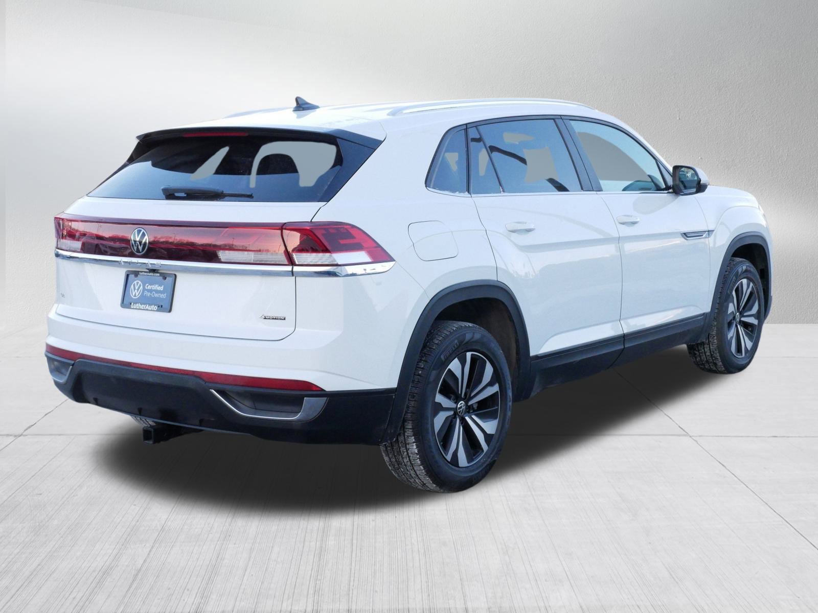 Certified 2024 Volkswagen Atlas Cross Sport SE image 7