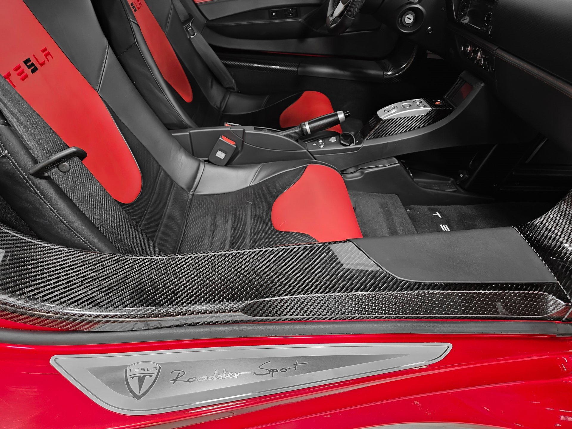 Used 2010 Tesla Roadster Sport image 19