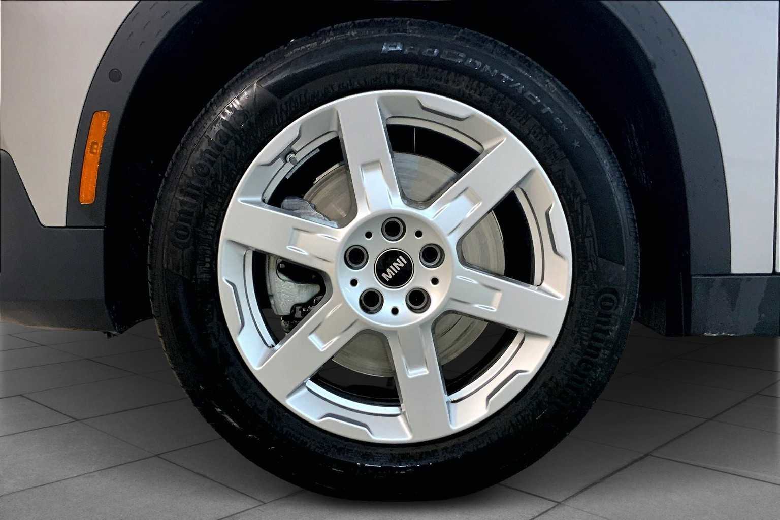 Certified 2025 MINI Cooper Countryman S image 10