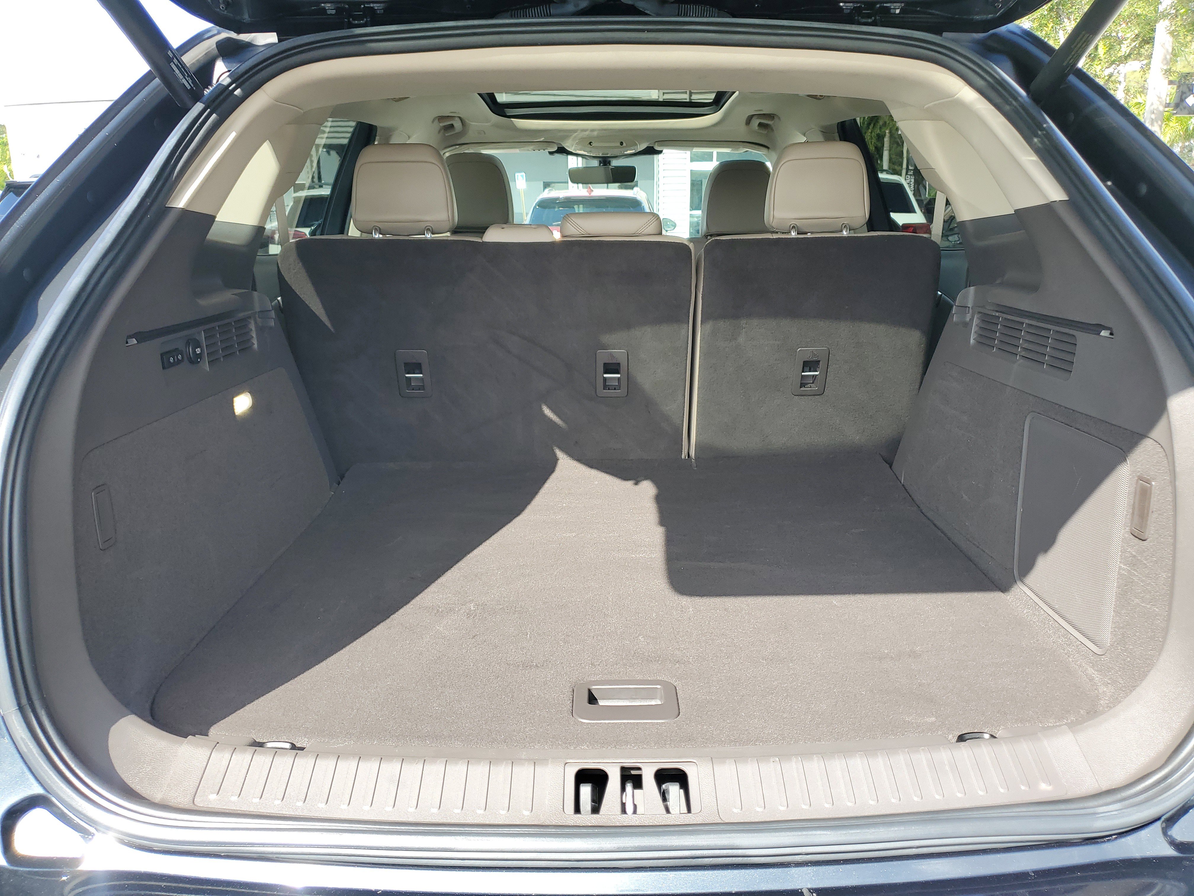 Certified 2021 Lincoln Nautilus Reserve image 8