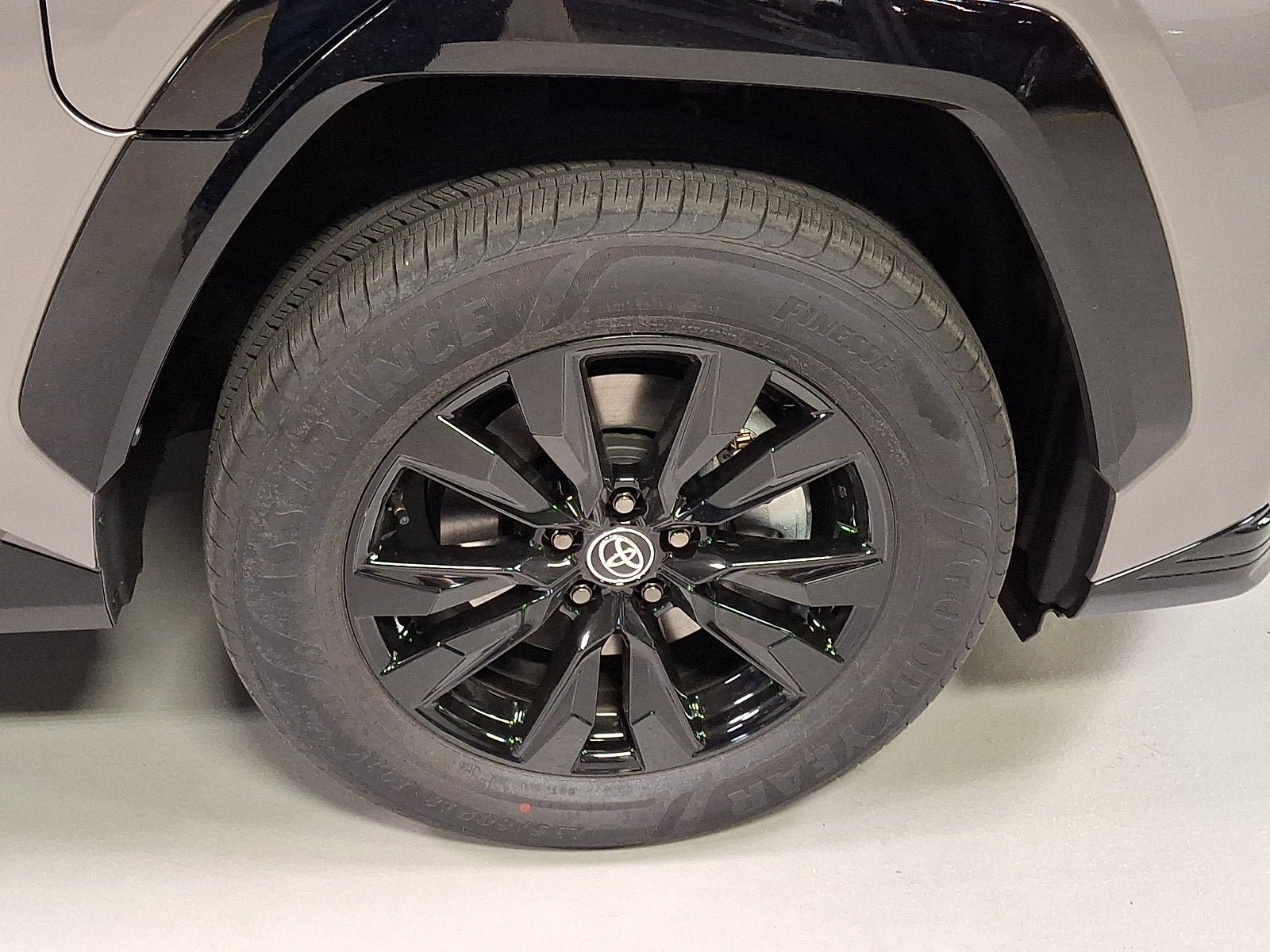 New 2026 Toyota RAV4 SE w/ Convenience Package AWD/4WD image 5