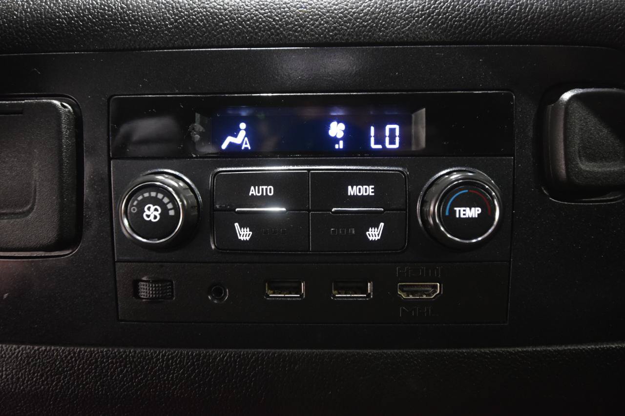 Used 2020 GMC Yukon XL Denali w/ Open Road Package AWD/4WD image 44