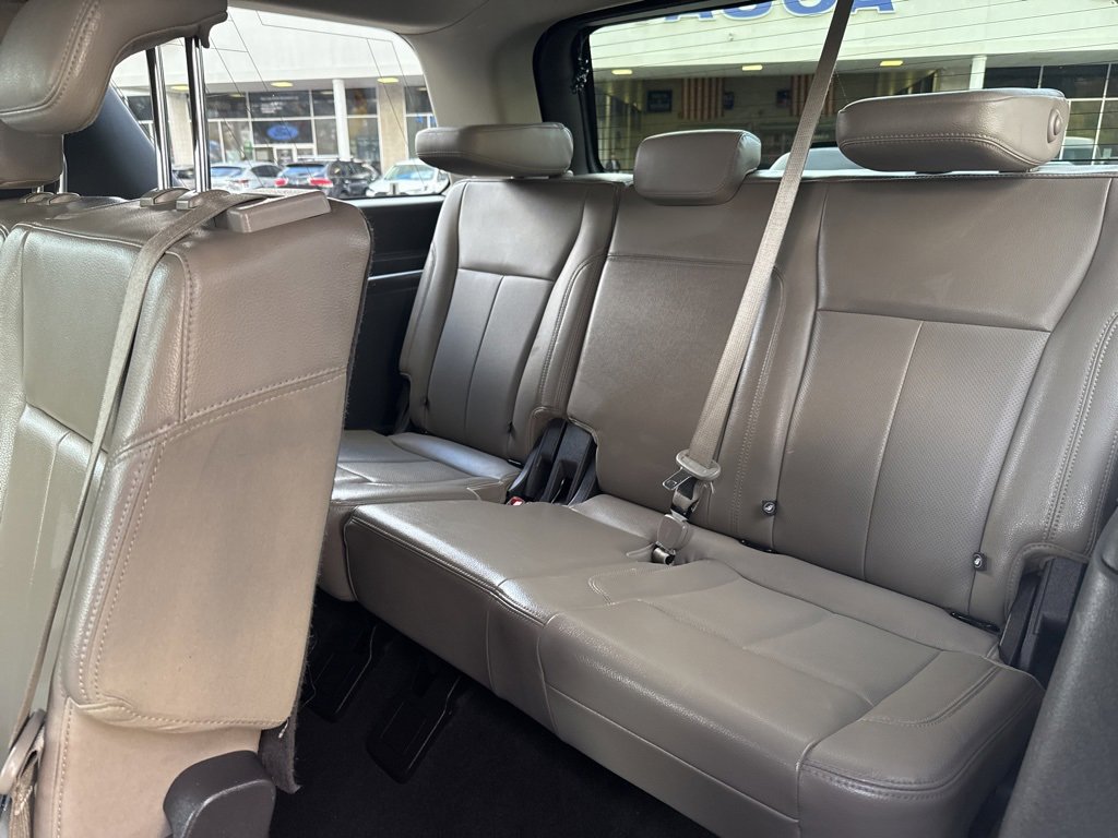 Certified 2019 Ford Expedition XLT w/ Equipment Group 202A image 27