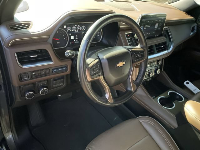 Used 2021 Chevrolet Suburban High Country w/ Premium Package RWD image 10