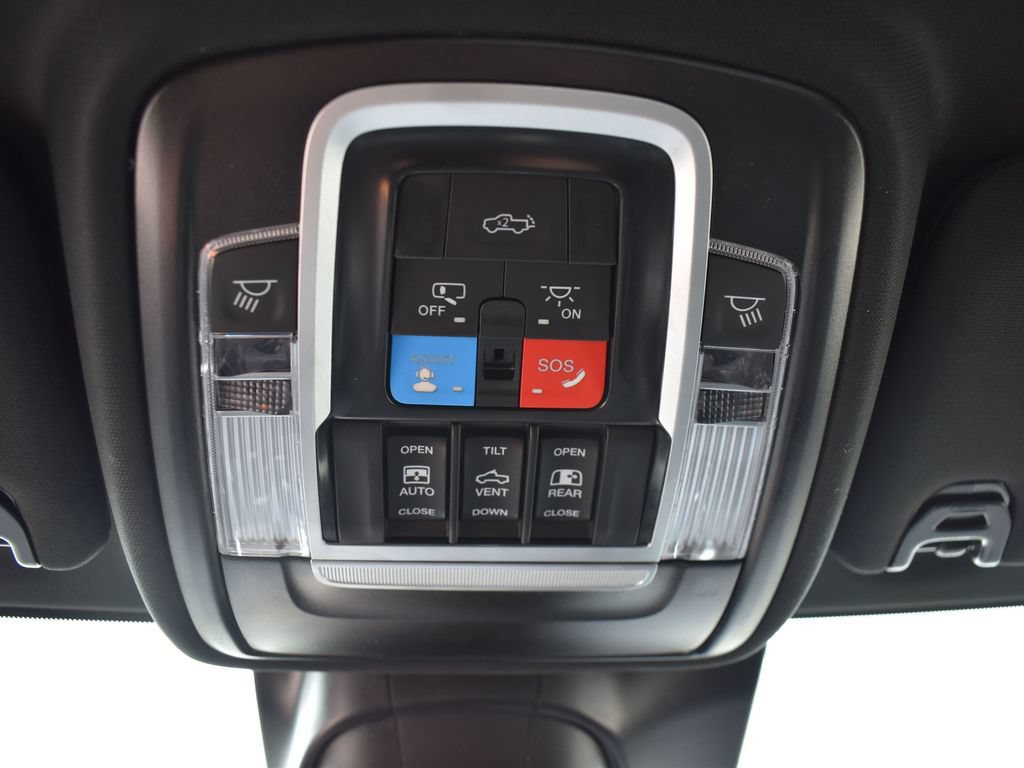 New 2026 RAM 3500 Laramie AWD/4WD image 25