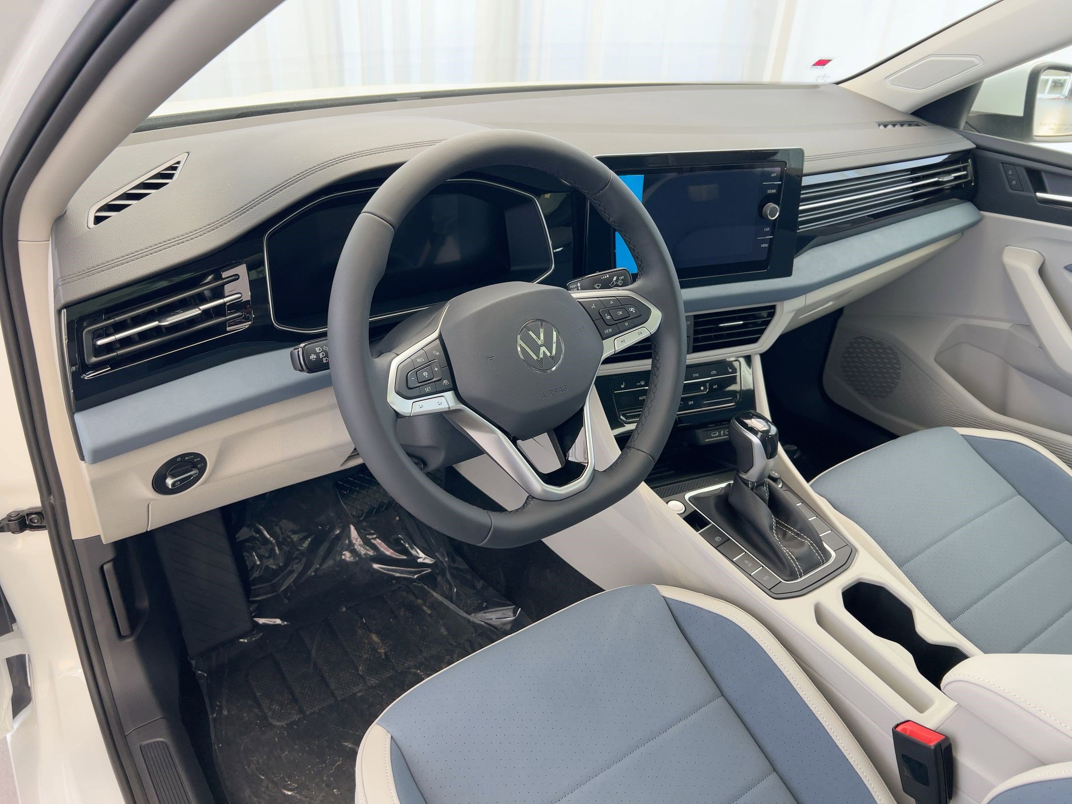 New 2026 Volkswagen Jetta SE image 14