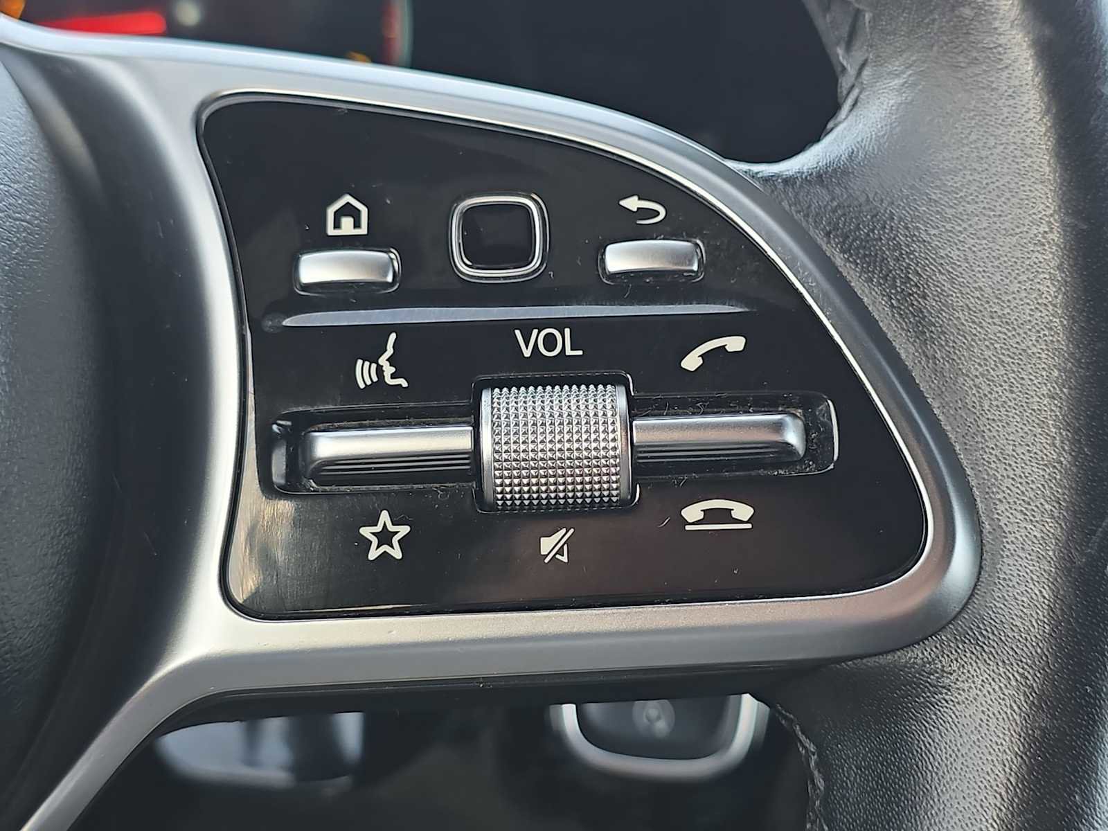 Used 2021 Mercedes-Benz GLA 250 GLA 250 w/ Premium Package image 27