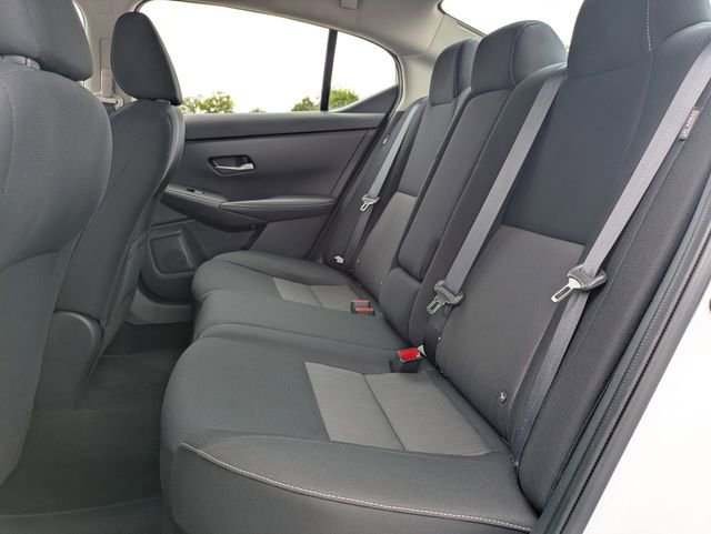 Used 2022 Nissan Sentra SV image 13