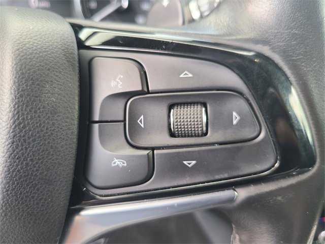 Used 2024 Buick Enclave Essence w/ Technology Package image 30