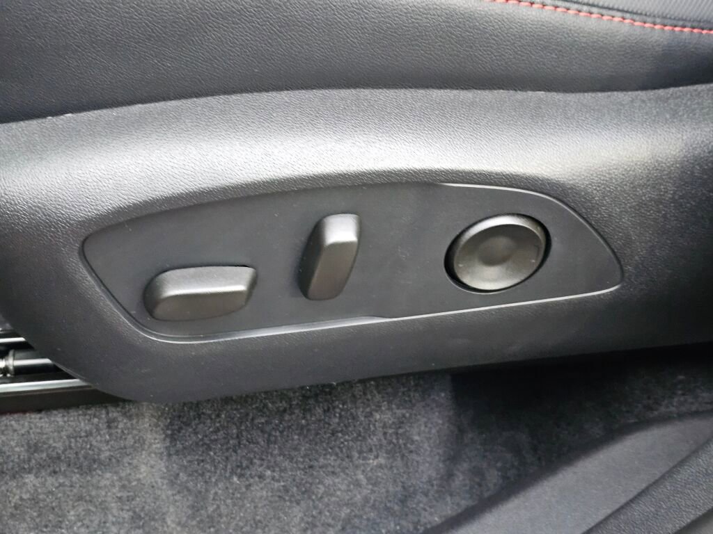 New 2026 Chevrolet Traverse Z71 w/ LPO, Floor Liner Package image 36