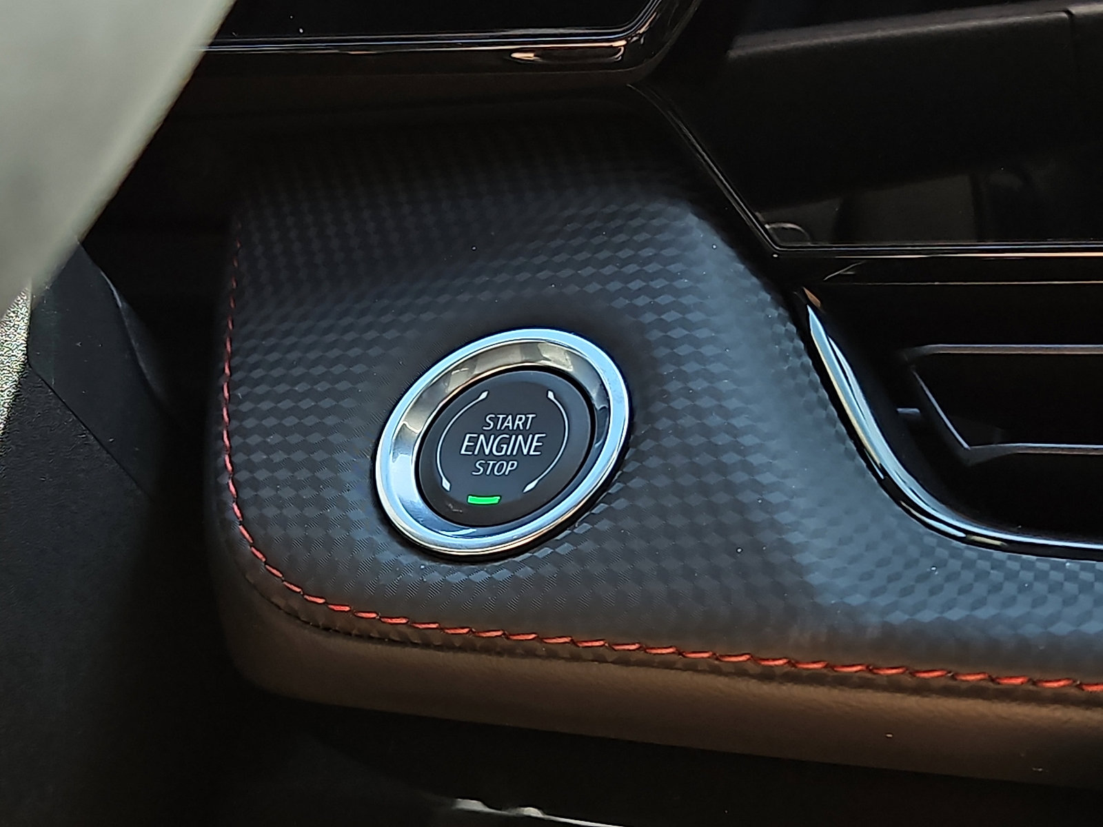 Used 2026 Chevrolet Equinox RS image 23