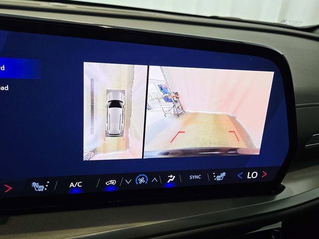 New 2026 Chevrolet Traverse LT w/ Midnight/Sport Edition image 22