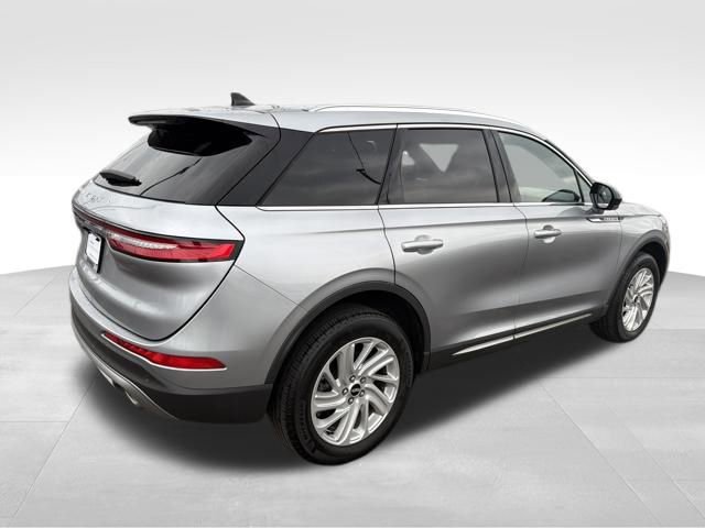 Used 2021 Lincoln Corsair AWD image 8