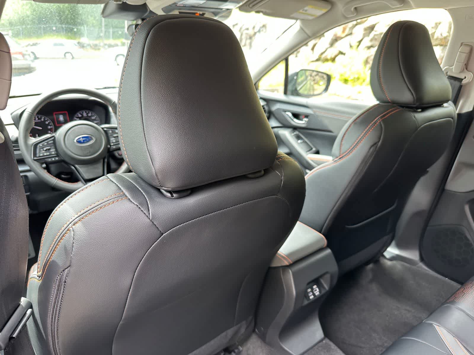 Certified 2025 Subaru Crosstrek 2.5i Limited w/ Crosstrek Mirror Package AWD/4WD image 9