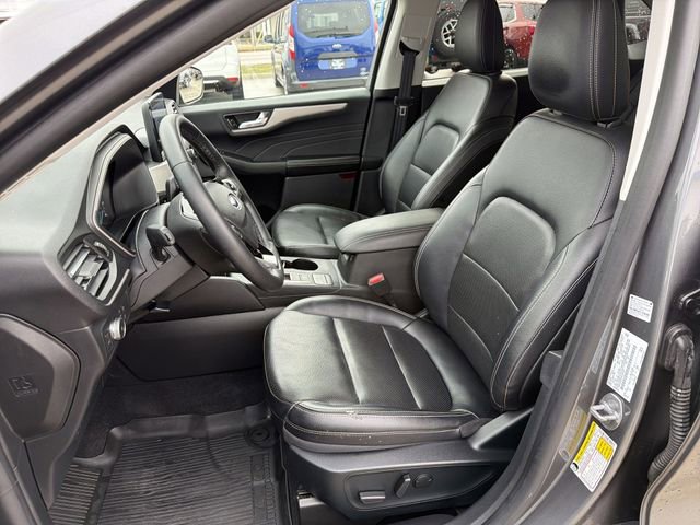 Used 2022 Ford Escape SEL image 13