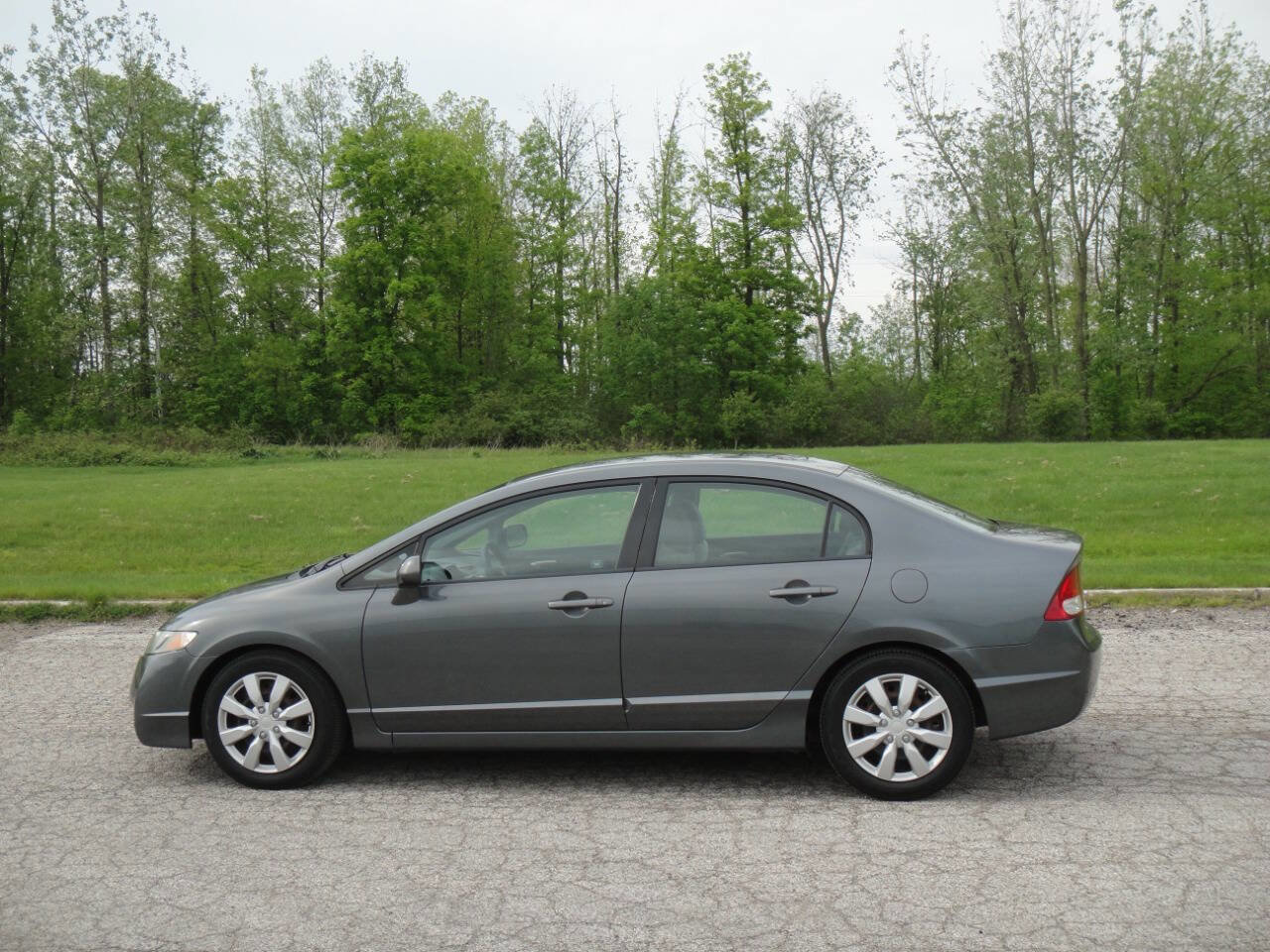 Used 2010 Honda Civic LX image 5