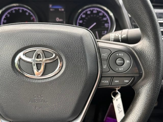 Used 2020 Toyota Camry LE FWD image 22