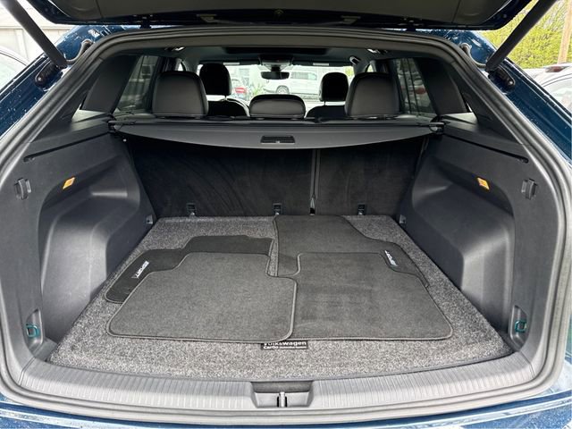 Used 2021 Volkswagen Atlas Cross Sport SEL Premium R-Line image 14