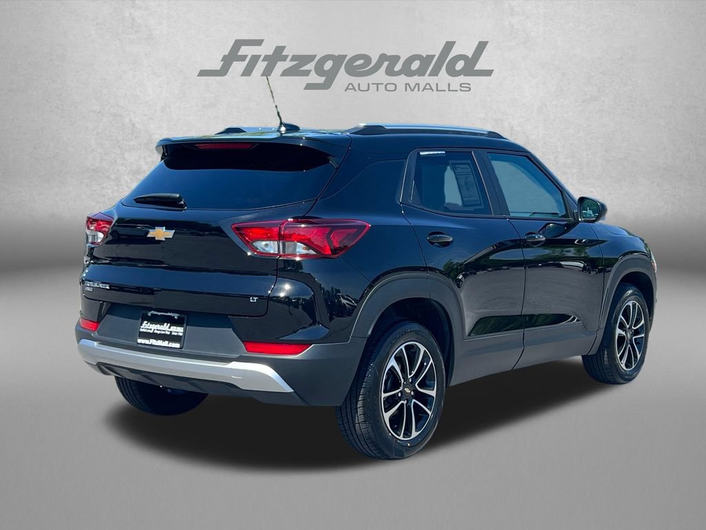 Used 2025 Chevrolet TrailBlazer LT AWD/4WD image 8