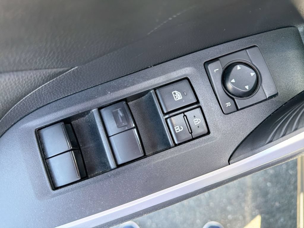 Used 2023 Toyota RAV4 LE FWD image 15