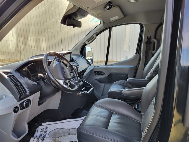 Used 2018 Ford Transit 150 130 Low Roof w/ Exterior Upgrade Package RWD image 7