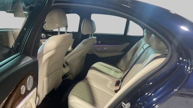 Used 2017 Mercedes-Benz E 300 4MATIC image 18
