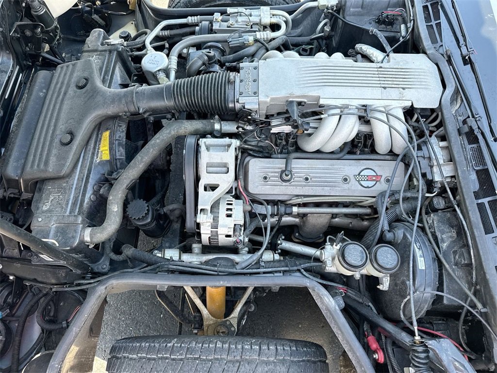 Used 1988 Chevrolet Corvette Coupe image 19