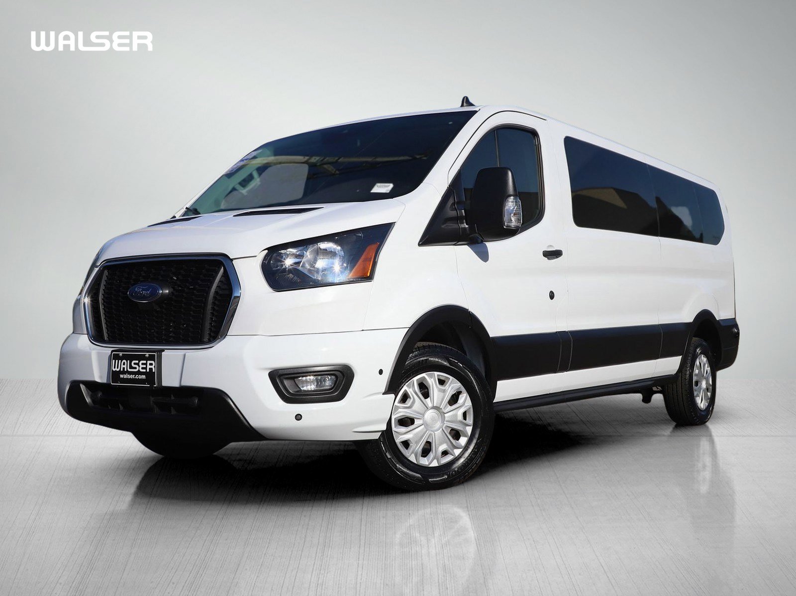 Used 2024 Ford Transit 350 XLT RWD image 1