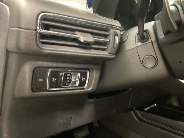 New 2025 Lincoln Corsair AWD image 16