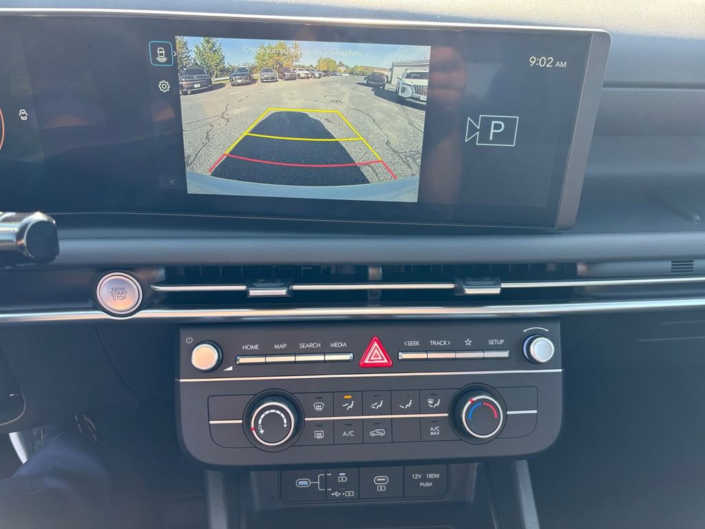 New 2025 Hyundai Tucson SE image 24