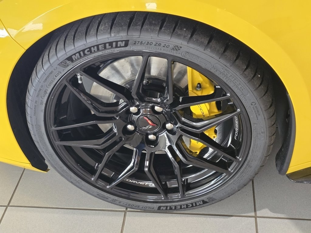 New 2025 Chevrolet Corvette Z06 w/ Battery Protection Package RWD image 19