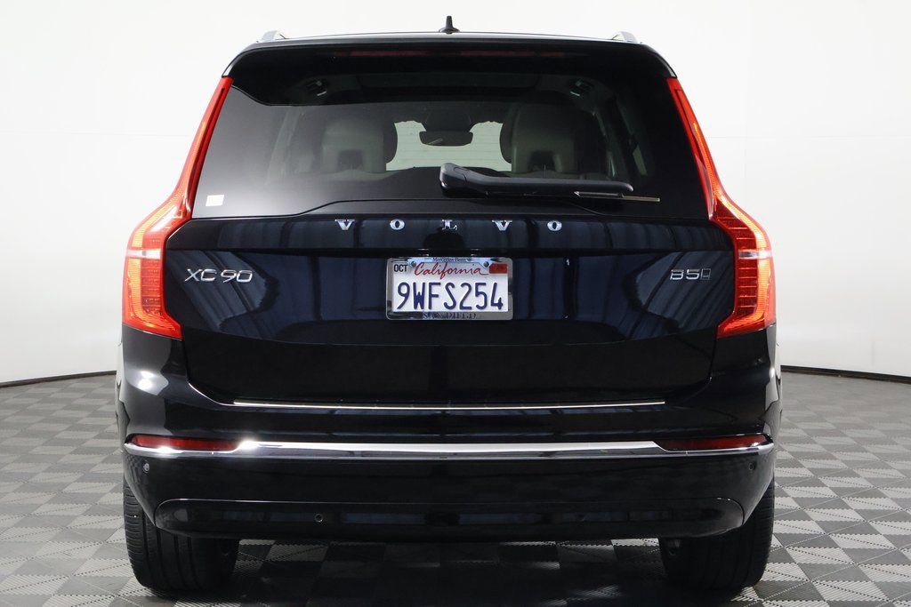 Used 2024 Volvo XC90 B5 Plus w/ Protection Package Premier AWD/4WD image 5