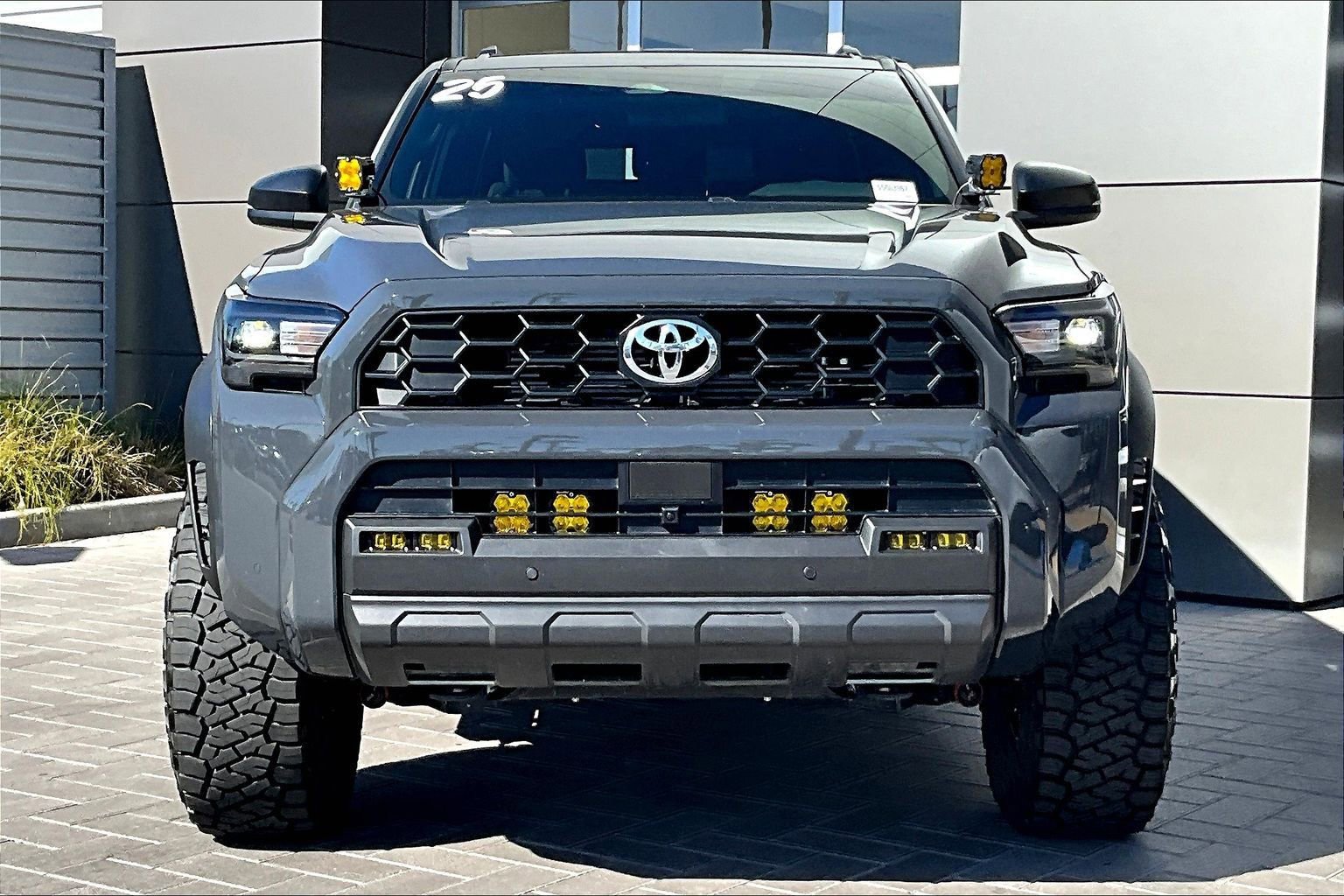 Used 2025 Toyota 4Runner TRD Off-Road image 2