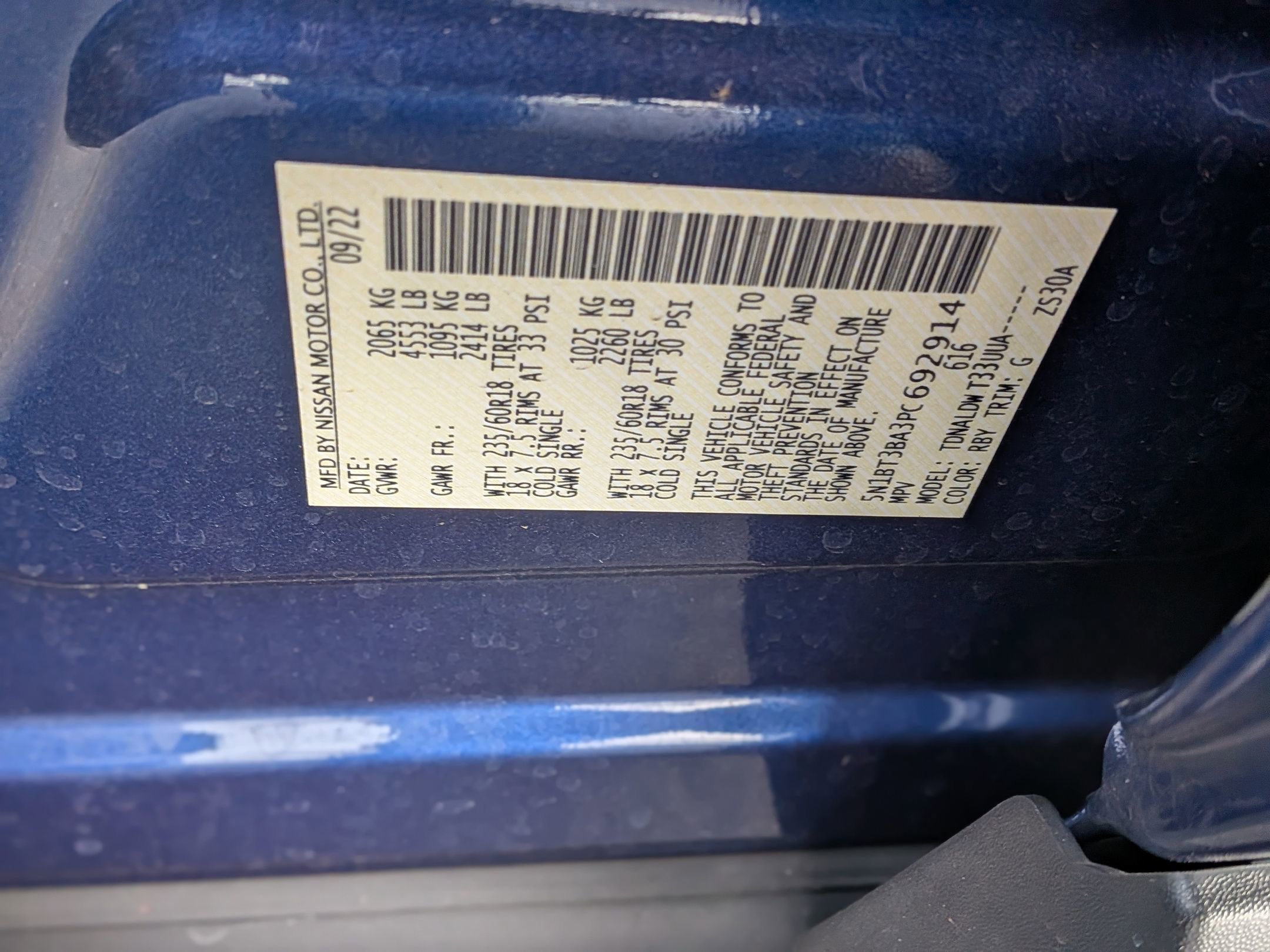 Used 2023 Nissan Rogue SV image 35