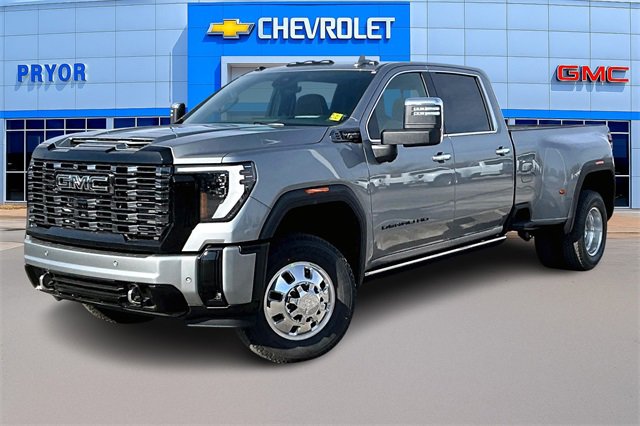 New 2026 GMC Sierra 3500 Denali Ultimate w/ LPO, Black Badging Package image 2