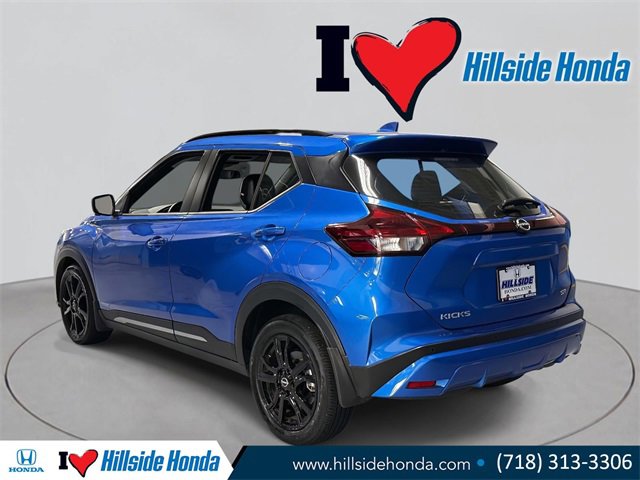 Used 2024 Nissan Kicks SR w/ SR Premium Package image 2