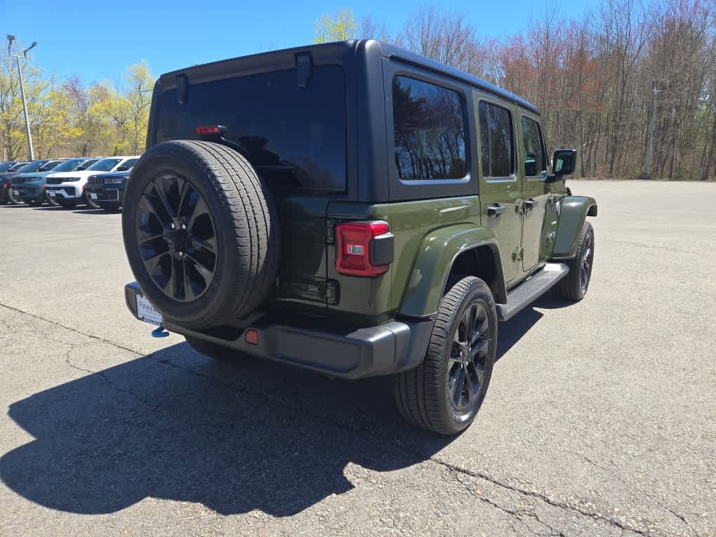 Used 2023 Jeep Wrangler Unlimited Sahara w/ Cold Weather Group AWD/4WD image 5