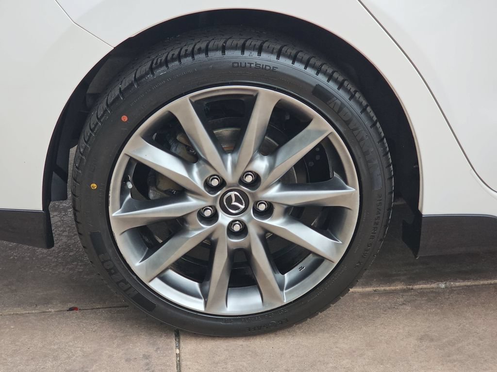 Used 2018 MAZDA MAZDA3 Touring FWD image 37