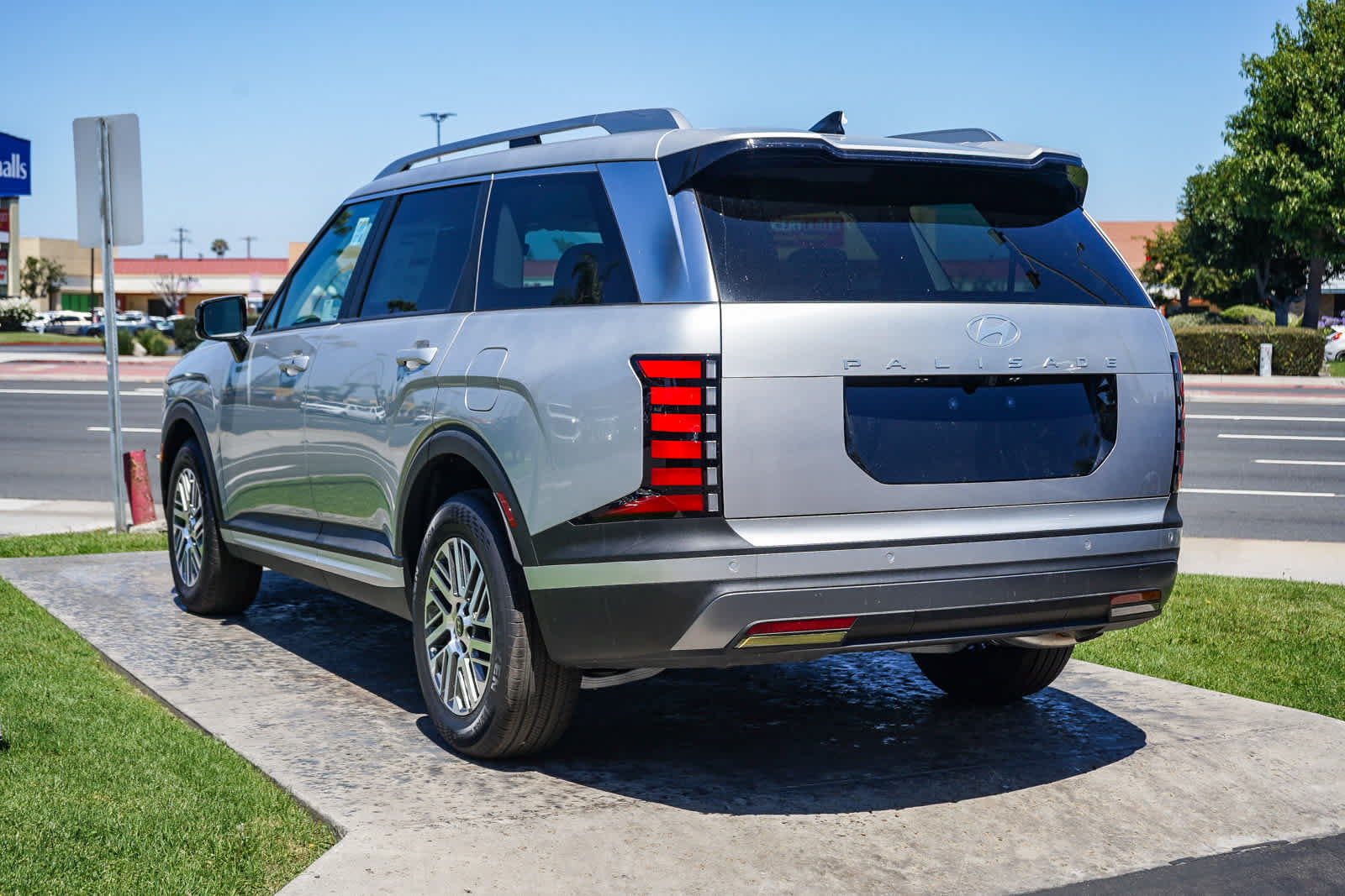New 2026 Hyundai Palisade SEL FWD image 6