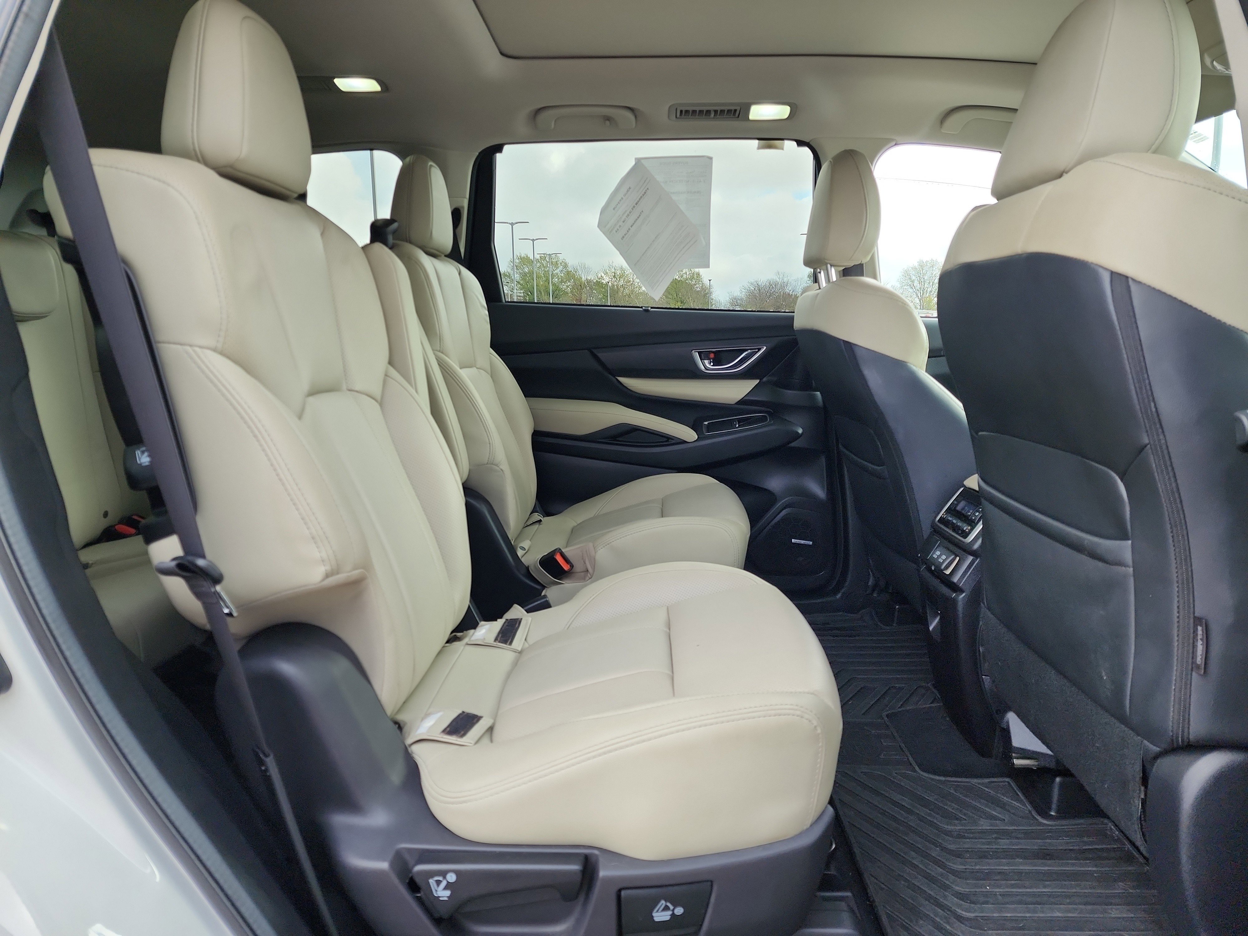 Used 2022 Subaru Ascent Limited w/ Technology Package image 16