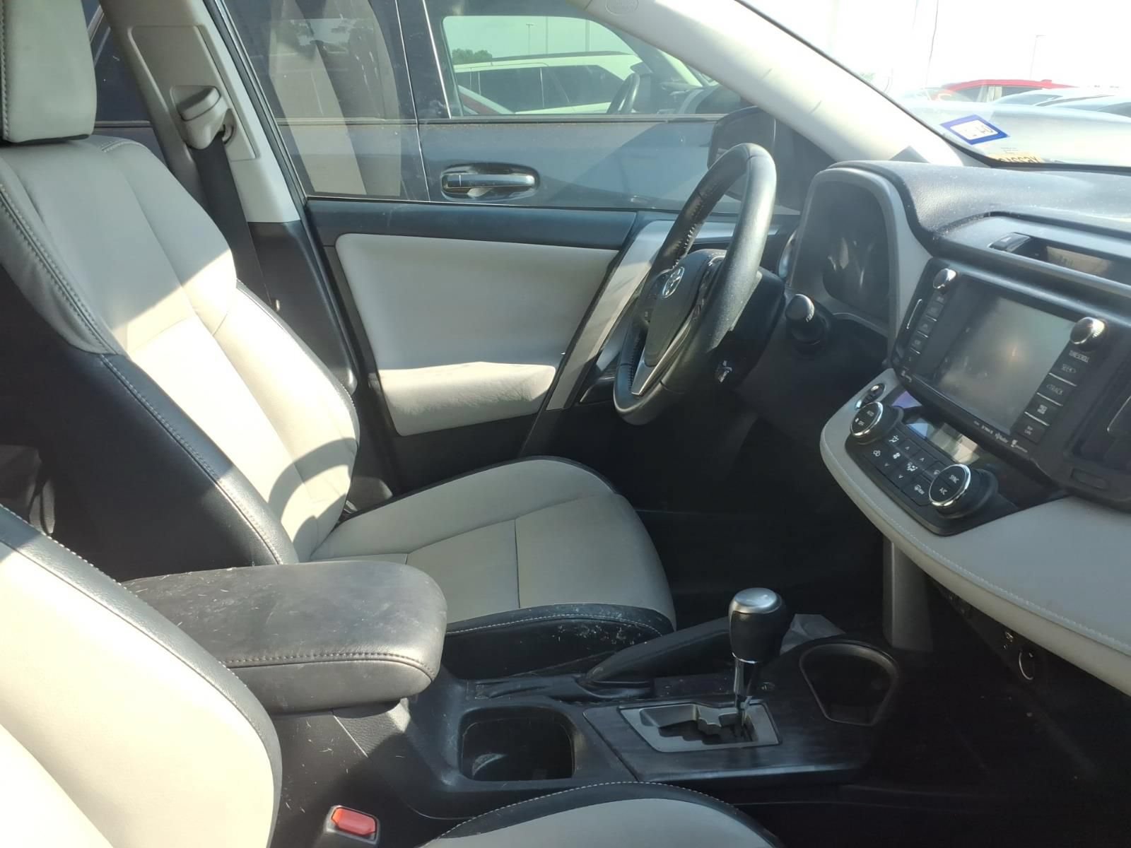 Used 2017 Toyota RAV4 Platinum AWD/4WD image 9