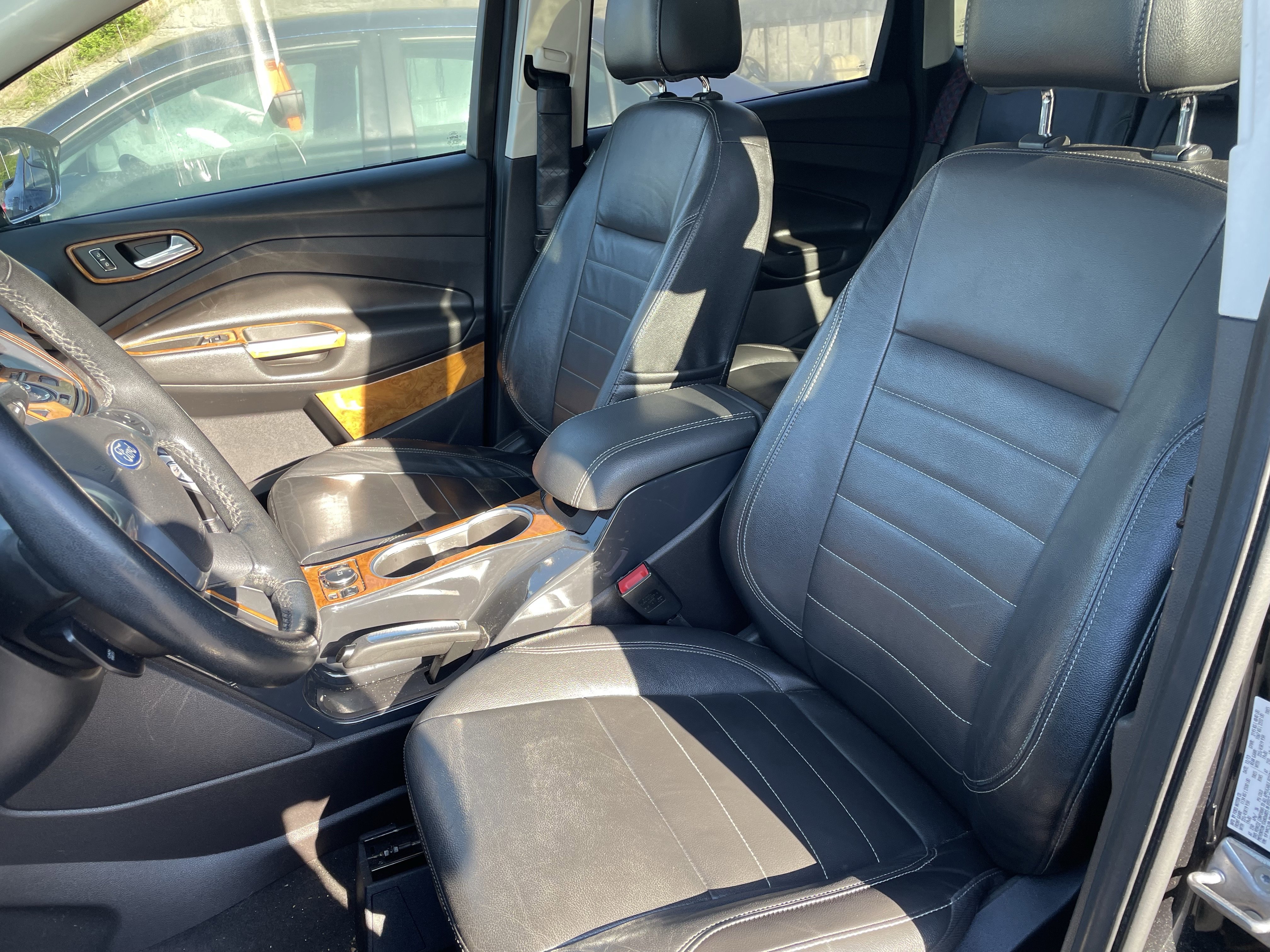 Used 2014 Ford Escape Titanium image 10